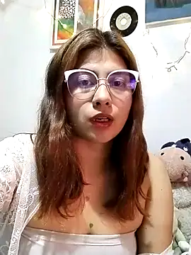 Emmyxxx online show from 12/03/25, 03:29