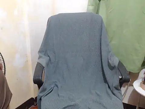 HotAsian Yazzi69 online show from 12/21/25, 03:57