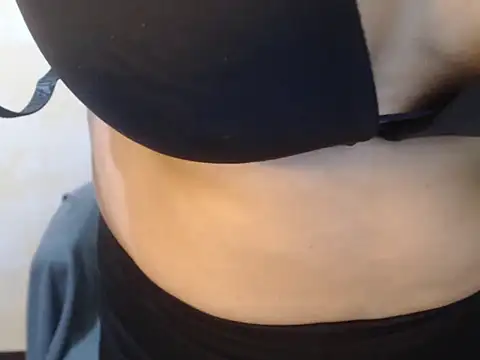 HotAsian Yazzi69 online show from 12/03/25, 03:44