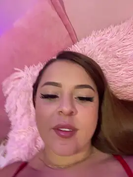 April Beckett02 online show from 12/17/25, 10:20