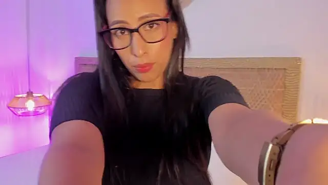 melaniejeannn  online show from 05/16/26, 02:21