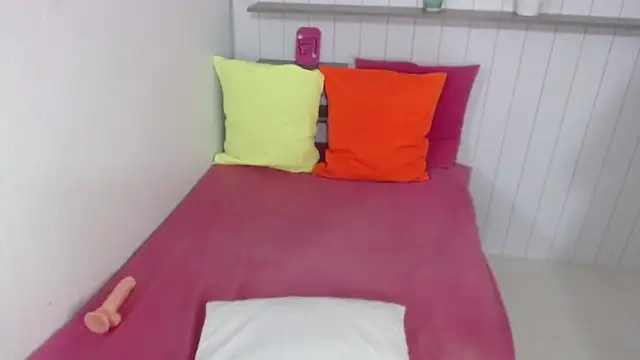 Ivonny Hot online show from 11/26/25, 08:20