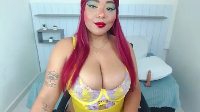 Ivonny Hot online show from 07/12/26, 04:46