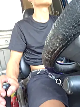 huykkk99 online show from 11/29/25, 05:40