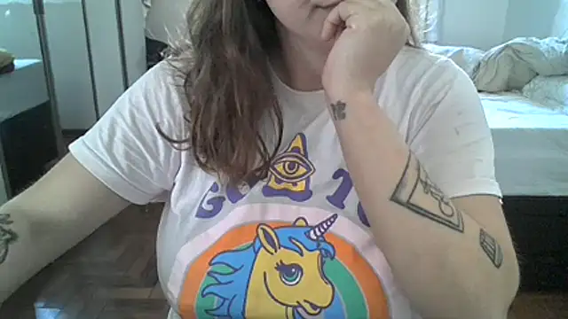 Snapshot of xxxluana chatting on 04/30/26, 02:24 xxxluana online show from 04/30/26, 02:24