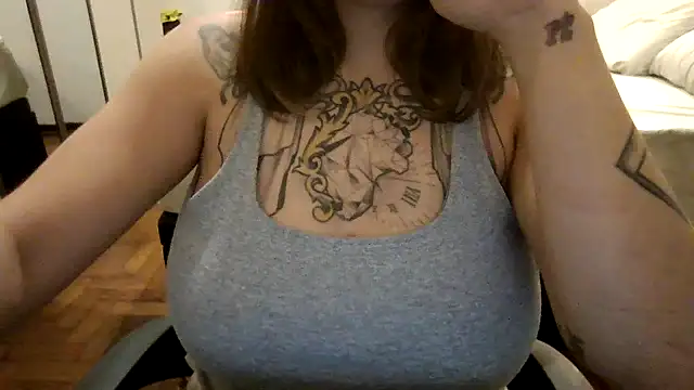 xxxluana online show from 12/05/25, 01:05