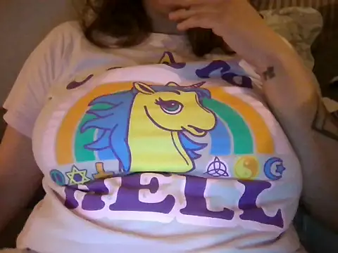 xxxluana online show from 11/28/25, 12:22