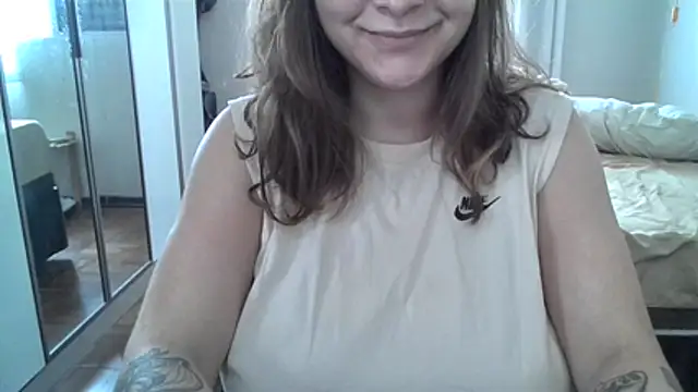 Snapshot of xxxluana chatting on 02/21/26, 12:40 xxxluana online show from 02/21/26, 12:40