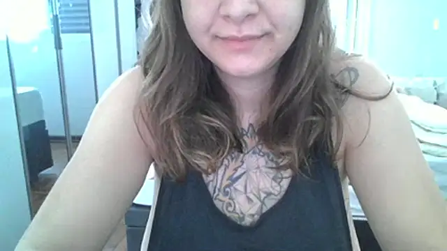 Snapshot of xxxluana chatting on 04/02/26, 02:02 xxxluana online show from 04/02/26, 02:02