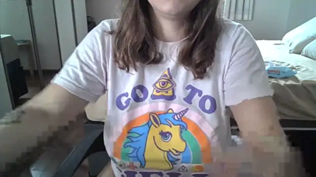 Snapshot of xxxluana chatting on 02/23/26, 04:40 xxxluana online show from 02/23/26, 04:40