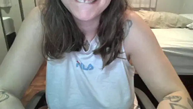 Snapshot of xxxluana chatting on 03/11/26, 10:59 xxxluana online show from 03/11/26, 10:59