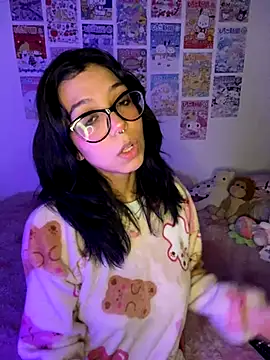 Valen-Foxx1 online show from 11/28/25, 05:40