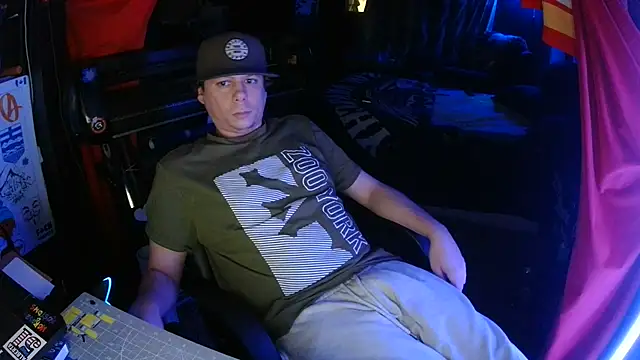 Bowerboi online show from 11/25/25, 01:39