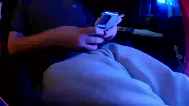 Bowerboi online show from 12/19/25, 01:20