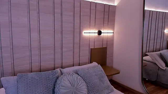 Snapshot of Zoe_Mendez chatting on 01/18/26, 12:41 Zoe Mendez online show from 01/18/26, 12:41