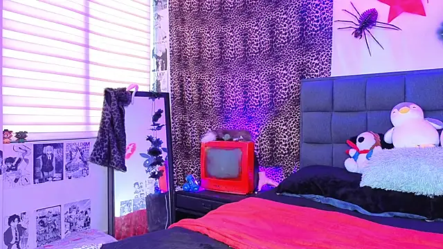 Apolo Ushi online show from 11/20/25, 07:25