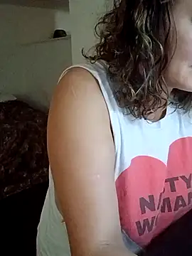 whitecream88 online show from 11/30/25, 03:35