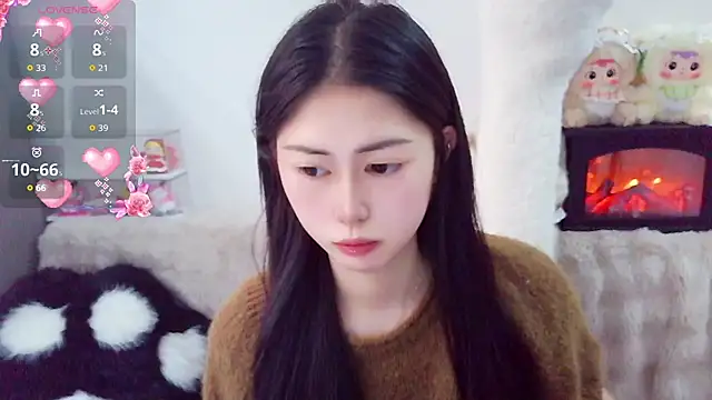 Snapshot of TuTu-077 chatting on 05/24/26, 04:01 TuTu-077 online show from 05/24/26, 04:01