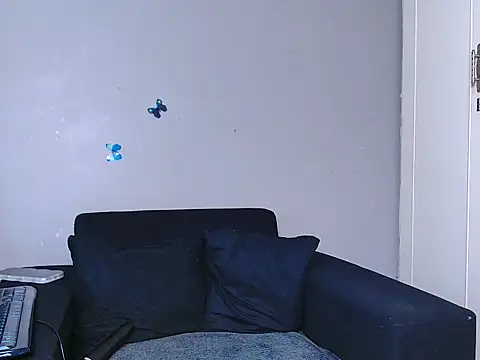 YELLOW-MELLO online show from 11/21/25, 01:21