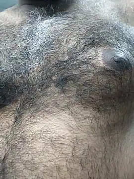 Snapshot of Littlehardon chatting on 11/01/25, 07:52 Littlehardon online show from 11/01/25, 07:52