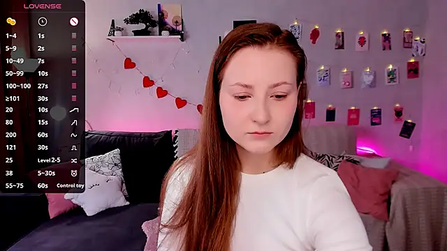 velvet cherry  online show from 02/07/26, 08:55