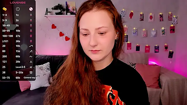 velvet cherry  online show from 02/08/26, 08:45