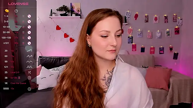 velvet cherry  online show from 03/22/26, 08:49