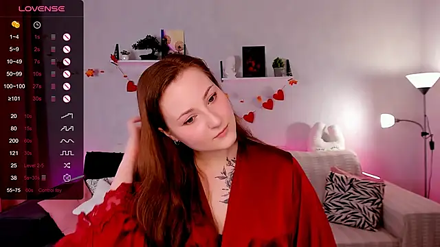 Snapshot of velvet_cherry_ chatting on 11/29/25, 08:58 velvet cherry online show from 11/29/25, 08:58