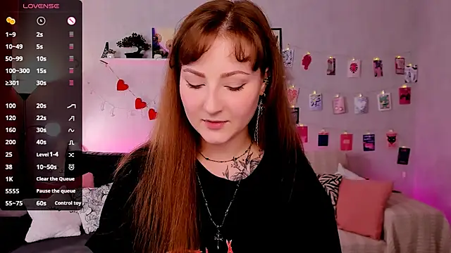 velvet cherry  online show from 07/22/26, 08:49