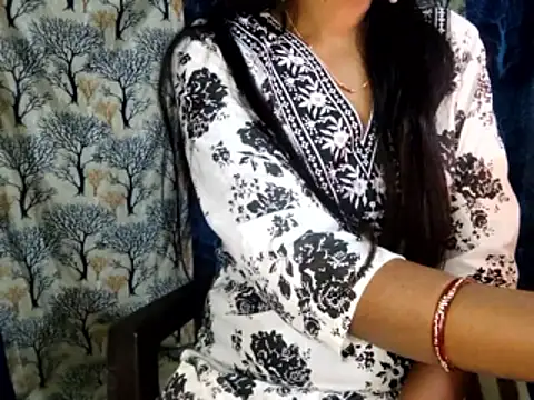 Snapshot of Sassy_Shanvi chatting on 01/16/26, 12:14 Sassy Shanvi online show from 01/16/26, 12:14
