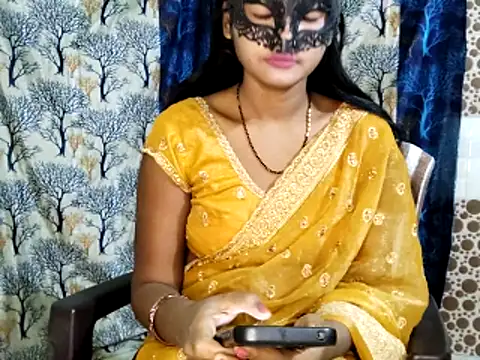 Snapshot of Sassy_Shanvi chatting on 12/19/25, 10:45 Sassy Shanvi online show from 12/19/25, 10:45