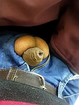 Snapshot of Playboy_139 chatting on 12/18/25, 09:58 Playboy 139 online show from 12/18/25, 09:58