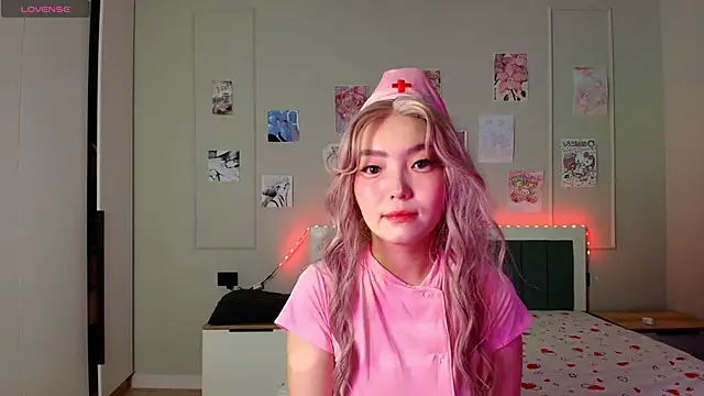 junamiin online show from 12/15/25, 07:20