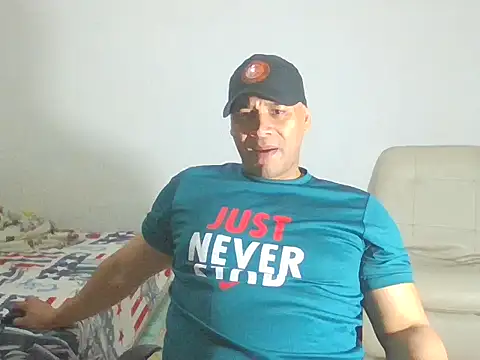 musclehetero online show from 11/29/25, 01:17