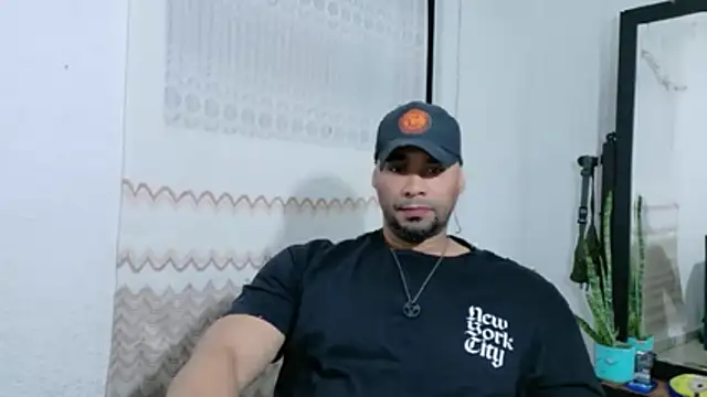 musclehetero online show from 07/10/26, 12:05