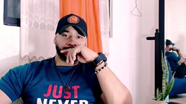 musclehetero online show from 06/12/26, 05:54