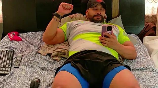 musclehetero online show from 06/28/26, 10:38