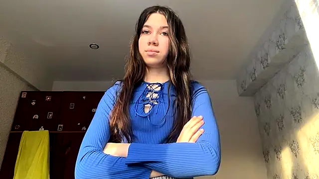 DebbiGoodknight online show from 11/29/25, 08:03