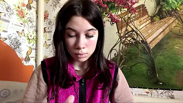 DebbiGoodknight online show from 02/15/26, 10:03