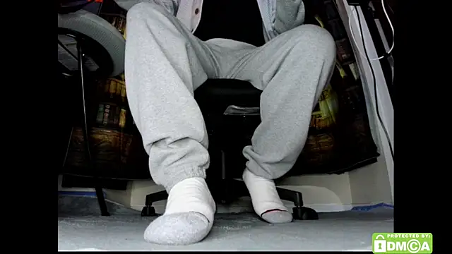 justshutupandwatch online show from 02/04/26, 05:41