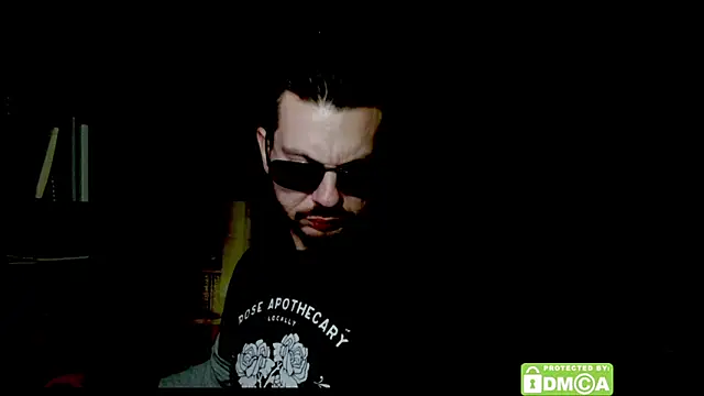 Snapshot of justshutupandwatch chatting on 12/14/25, 10:21 justshutupandwatch online show from 12/14/25, 10:21