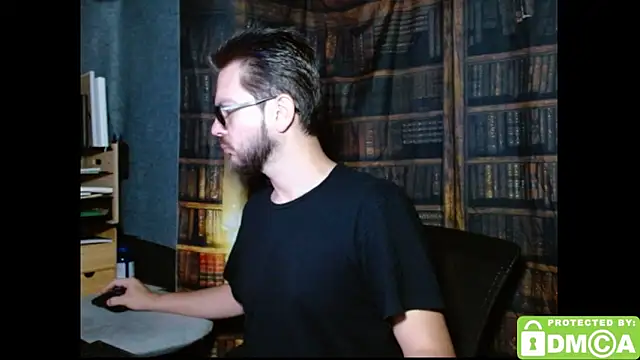 Snapshot of justshutupandwatch chatting on 11/24/25, 06:19 justshutupandwatch online show from 11/24/25, 06:19