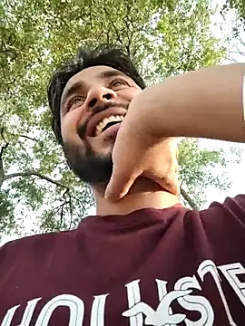 Cute Lucky online show from 04/05/26, 12:23