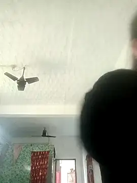 Snapshot of Reema_143 chatting on 02/02/26, 03:05 Reema 143 online show from 02/02/26, 03:05