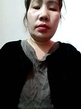 Snapshot of Reema_143 chatting on 02/27/26, 02:17 Reema 143 online show from 02/27/26, 02:17