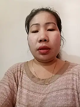 Snapshot of Reema_143 chatting on 02/08/26, 04:21 Reema 143 online show from 02/08/26, 04:21