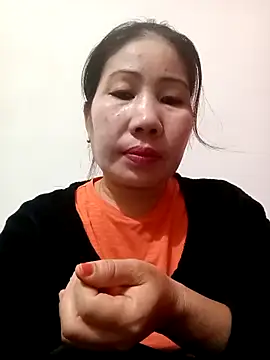 Snapshot of Reema_143 chatting on 01/06/26, 01:26 Reema 143 online show from 01/06/26, 01:26