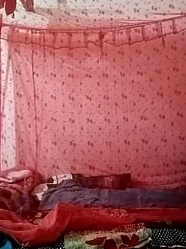 Snapshot of Reema_143 chatting on 01/15/26, 11:13 Reema 143 online show from 01/15/26, 11:13