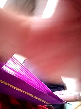 Snapshot of Reema_143 chatting on 02/10/26, 06:12 Reema 143 online show from 02/10/26, 06:12