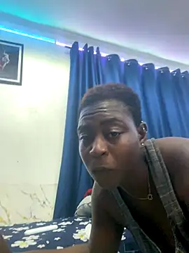 Snapshot of Thickbrat75 chatting on 12/01/25, 06:20 Thickbrat75 online show from 12/01/25, 06:20